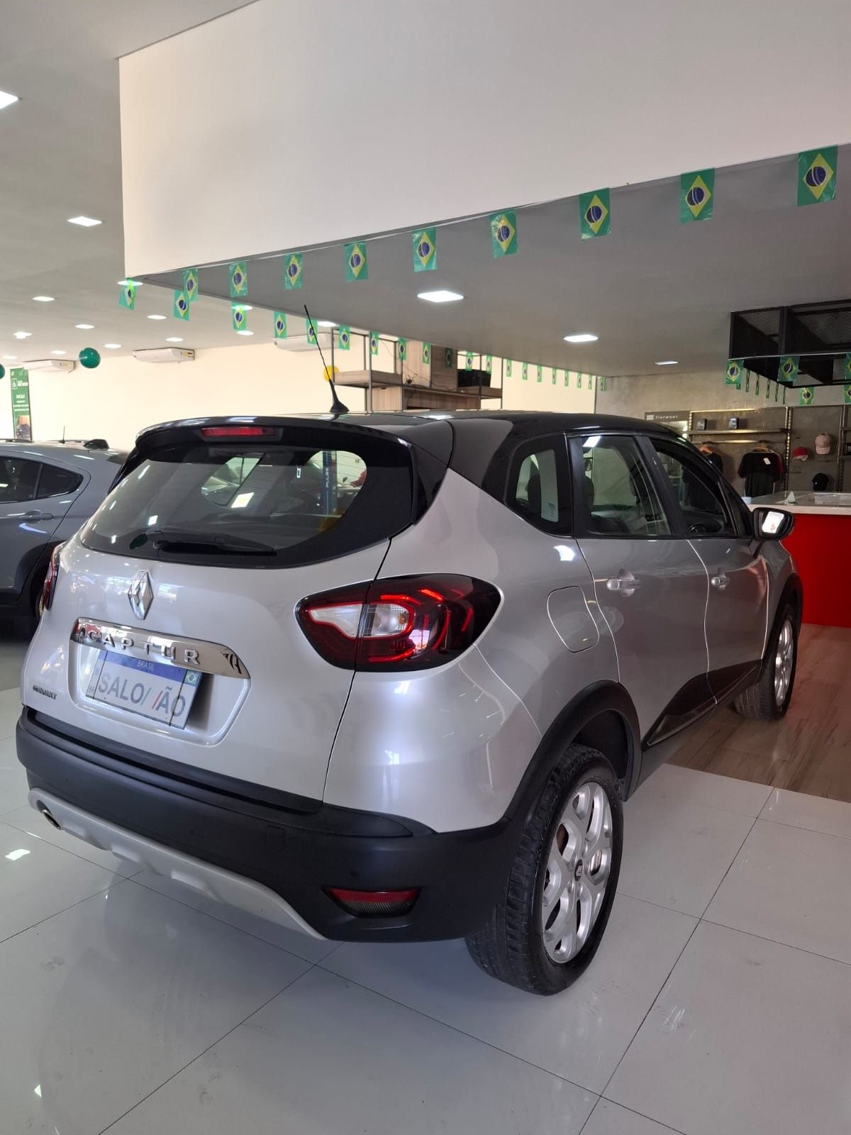 Miniatura 6